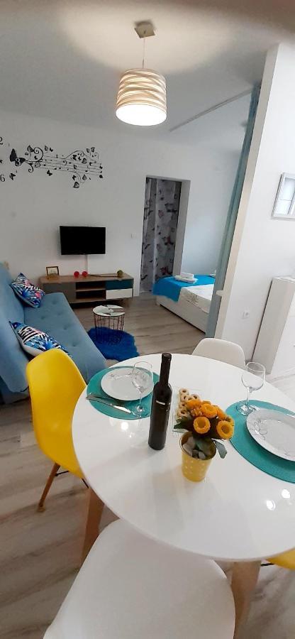 Lennida Studio Apartman With Free Parking Kavran Εξωτερικό φωτογραφία