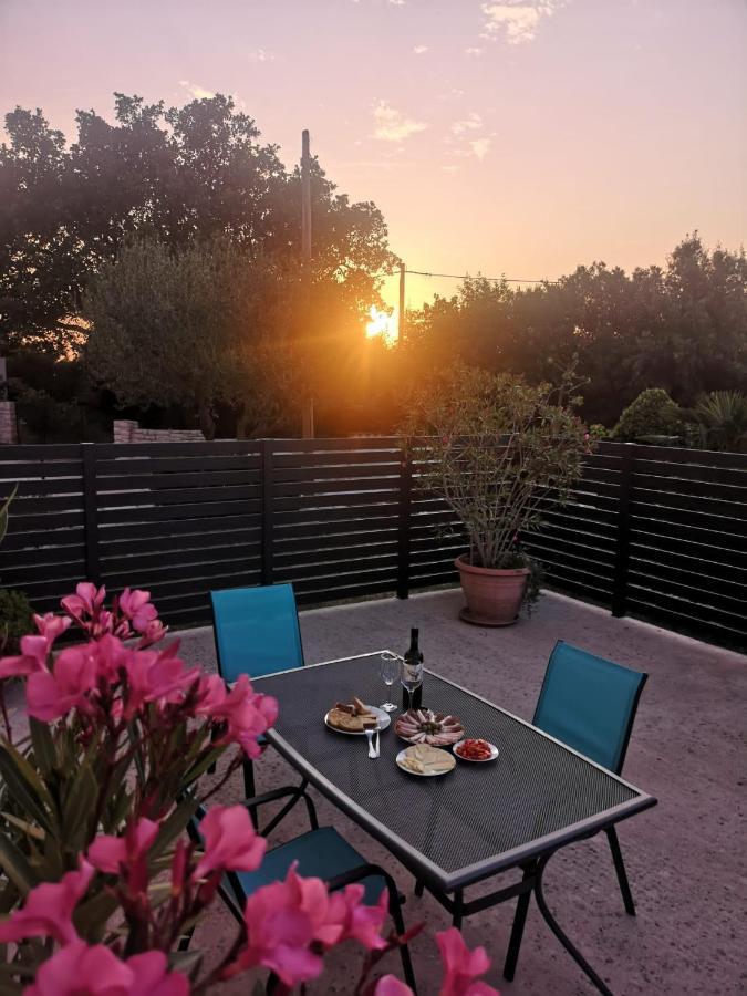Lennida Studio Apartman With Free Parking Kavran Εξωτερικό φωτογραφία
